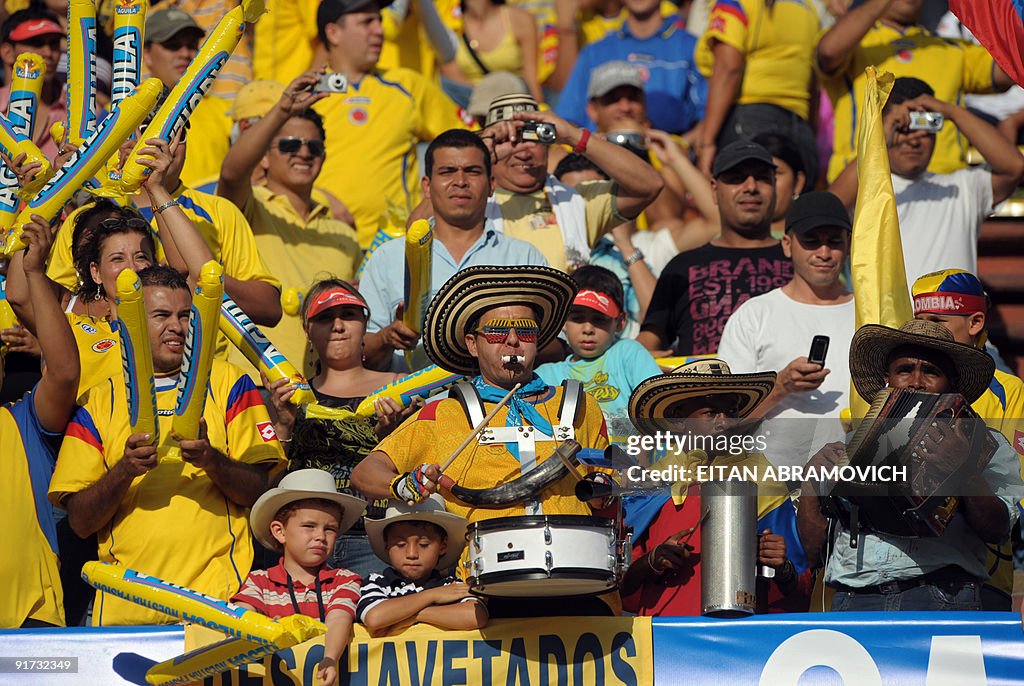 Supporters of the Colombian national foo