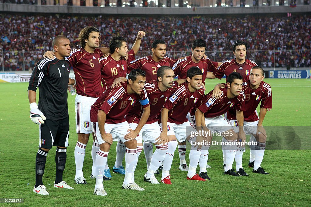 Venezuela v Paraguay - FIFA 2010 World Cup Qualifier