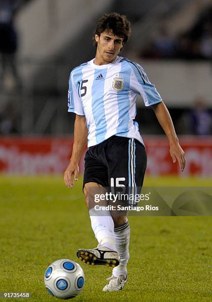 Pablo Aimar of Argentina in action during the match against Peru as part of the FIFA 2010 World Cup Qualifier at Monumental Stadium on October 10,...