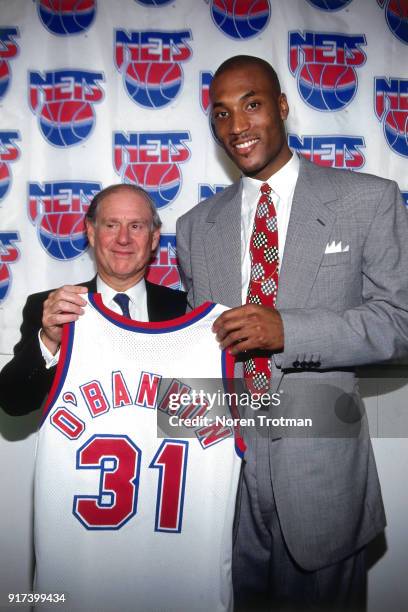 The New Jersey Nets introduce there new draftee Ed O'Bannon at a press conference on June 29, 1995 in East Rutherford, New Jersey. NOTE TO USER: User...