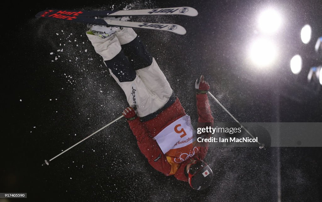 Freestyle Skiing - Winter Olympics Day 3