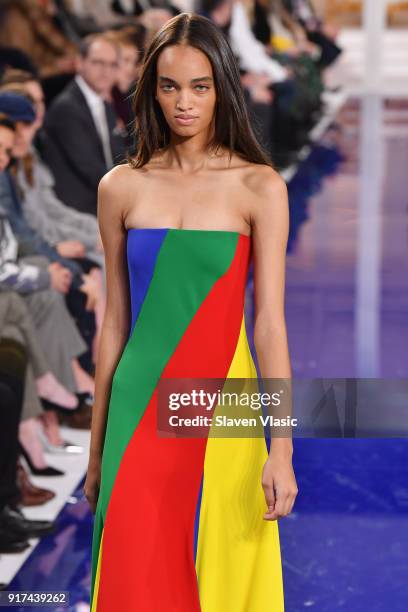 Ralph Lauren Runway February 2018 New York Fashion Week Photos and ...
