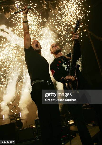 Scott Stapp and Mark Tremonti of Creed perform at the Sprint Center on October 10, 2009 in Kansas City, Missouri.