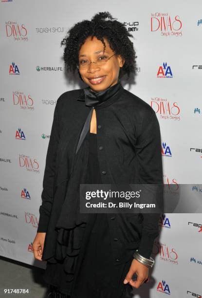 Recording artist Rachelle Ferrell arrives at the 19th Annual 'Divas Simply Singing!' AIDS Benefit Concert at the Saban Theatre on October 10, 2009 in...