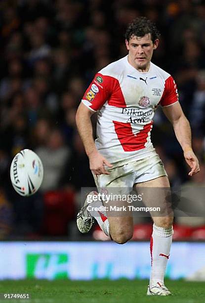 Paul Wellens of St Helens in action during the Engage Super League Grand Final between Leeds Rhinos and St Helens at Old Trafford on October 10, 2009...