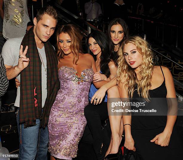 Josh Strickland , Aubrey O'Day and the cast of PEEPSHOW attends The Bank at The Bellagio Hotel and Casino Resort on October 10, 2009 in Las Vegas,...