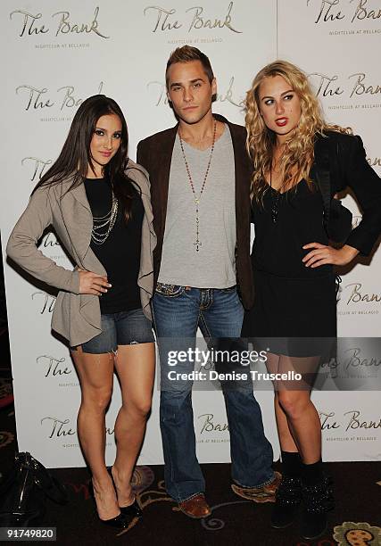 Josh Strickland and cast members of PEEPSHOW arrive at The Bank at The Bellagio Hotel and Casino Resort on October 10, 2009 in Las Vegas, Nevada.