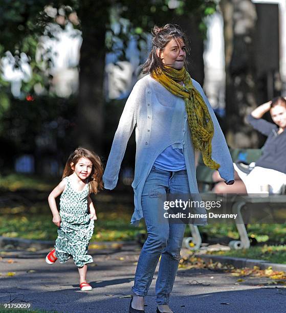 Suri Cruise and Katie Holmes visit Charles River Basin on October 10, 2009 in Cambridge, Massachusetts.