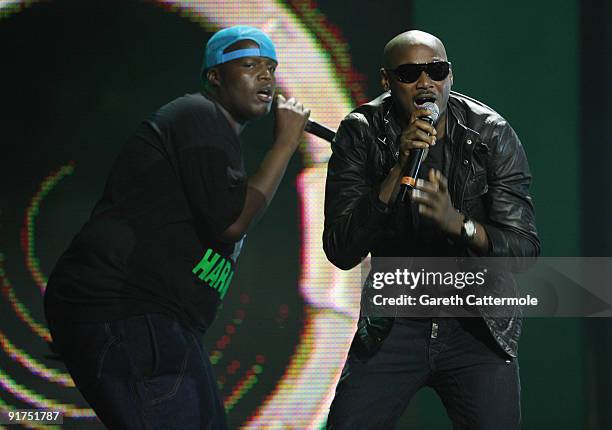 Rapper 2face 135 2face Stock Photos, High-Res Pictures, and Images - Getty Images