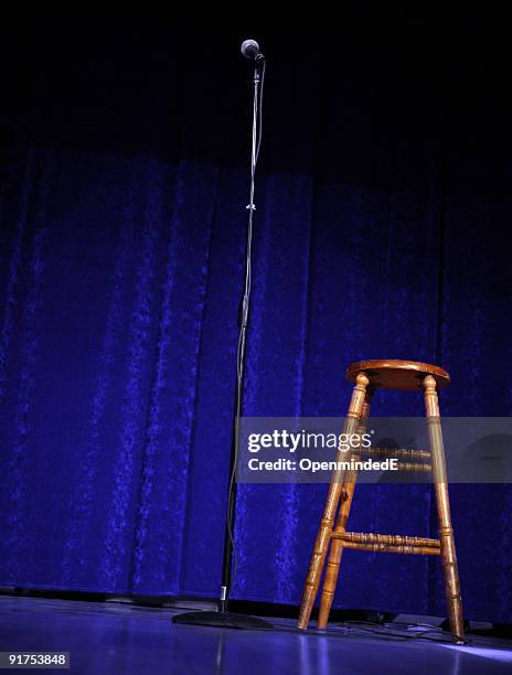 antes de la muestra - comedian fotografías e imágenes de stock