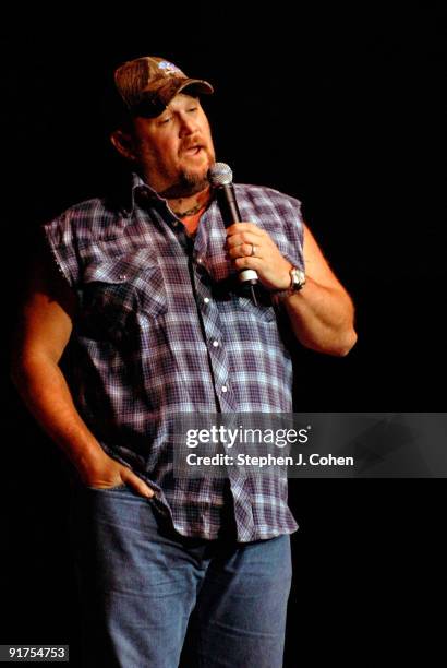 Larry The Cable Guy performs at the Horseshoe Casino on October 10, 2009 in Elizabeth, Indiana.