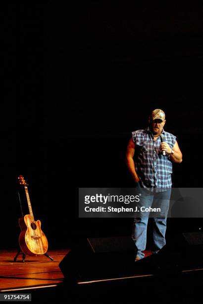 Larry The Cable Guy performs at the Horseshoe Casino on October 10, 2009 in Elizabeth, Indiana.