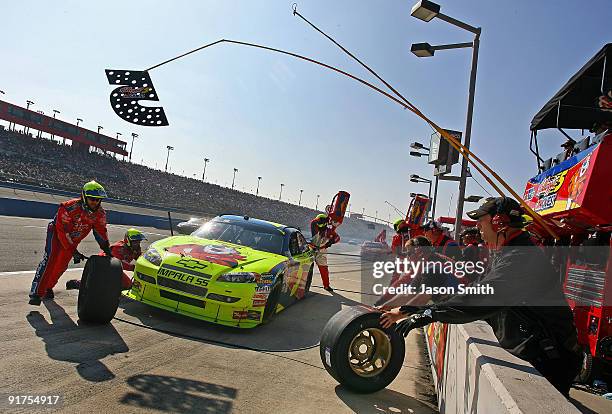 Mark Martin pits the Kellogg's/CARQUEST Chevrolet during the NASCAR Sprint Cup Series Pepsi 500 at Auto Club Speedway on October 11, 2009 in Fontana,...