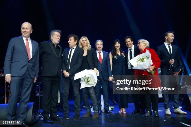 President of the Association for Alzheimer Research, Doctor Olivier de Ladoucette, Eddy Mitchell, Alain Souchon, Sandrine Kiberlain, Chairman of the...