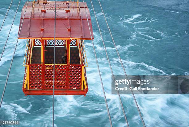 gondola - niagarafälle stock-fotos und bilder