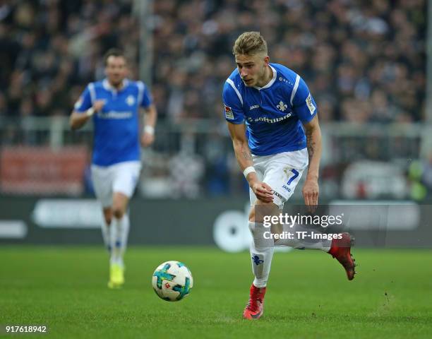 Felix Platte of Darmstadt controls the ball during the Second Bundesliga match between FC St. Pauli and SV Darmstadt 98 at Millerntor Stadium on...