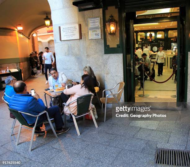 Chocolateria San Gines famous chocolate drink and churros cafe, Madrid city centre, Spain opened 1894.