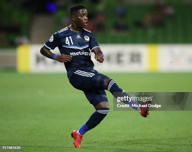 Leroy George of the Victory kicks the ball at goal during the AFC Asian Champions League match between the Melbourne Victory and Ulsan Hyundai FC at...