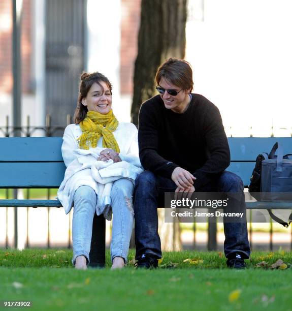 Katie Holmes and Tom Cruise visit Charles River Basin on October 10, 2009 in Cambridge, Massachusetts.