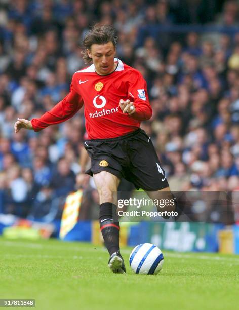 Gabriel Heinze of Manchester United in action during the Barclays Premiership match between Everton and Manchester United at Goodison Park on August...