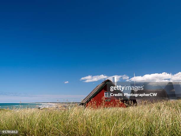 cottage in loenstrup, denmark - frederick ix of denmark stockfoto's en -beelden