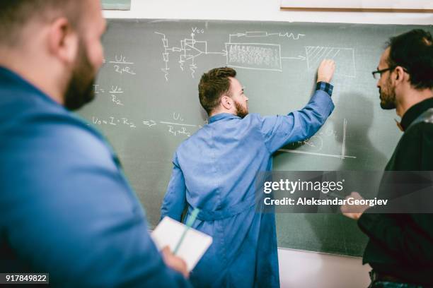 Professor Engineer 690 Professor Of Electrical Engineering Stock Photos, High-Res Pictures ...
