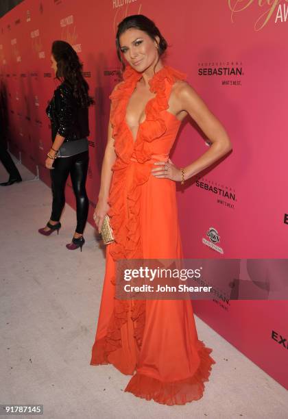 Model Julia Kurbatova arrives at Hollywood Life's 6th Annual Hollywood Style Awards held at the Armand Hammer Museum on October 11, 2009 in Los...