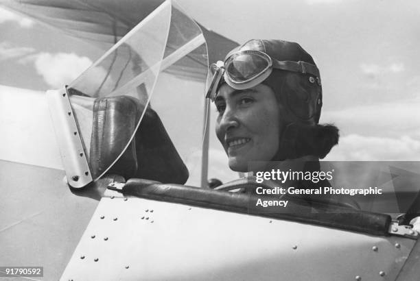 Pilot Sahavet Yslamazturk, one of a small group of Turkish women aviators trained at the Turkkusu Flight School in Turkey, circa 1935.