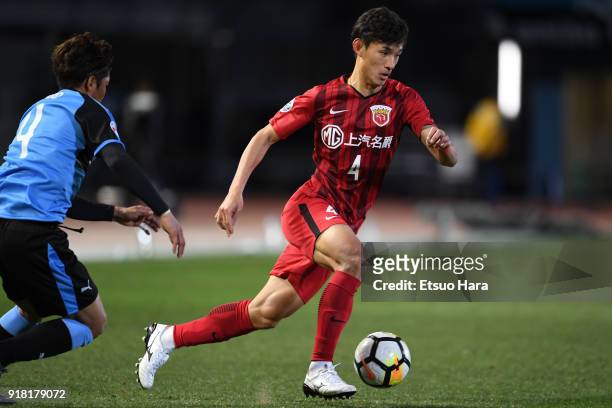 Wang Shenchao of Shanghai SIPG in action during the AFC Champions League Group F match between Kawasaki Frontale and Shanghai SIPG at Todoroki...