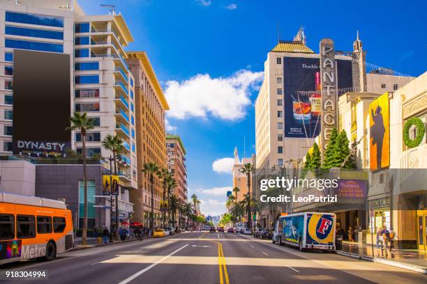 sunset boulevard-hollywood in los angeles-usa - hollywood schild stock-fotos und bilder