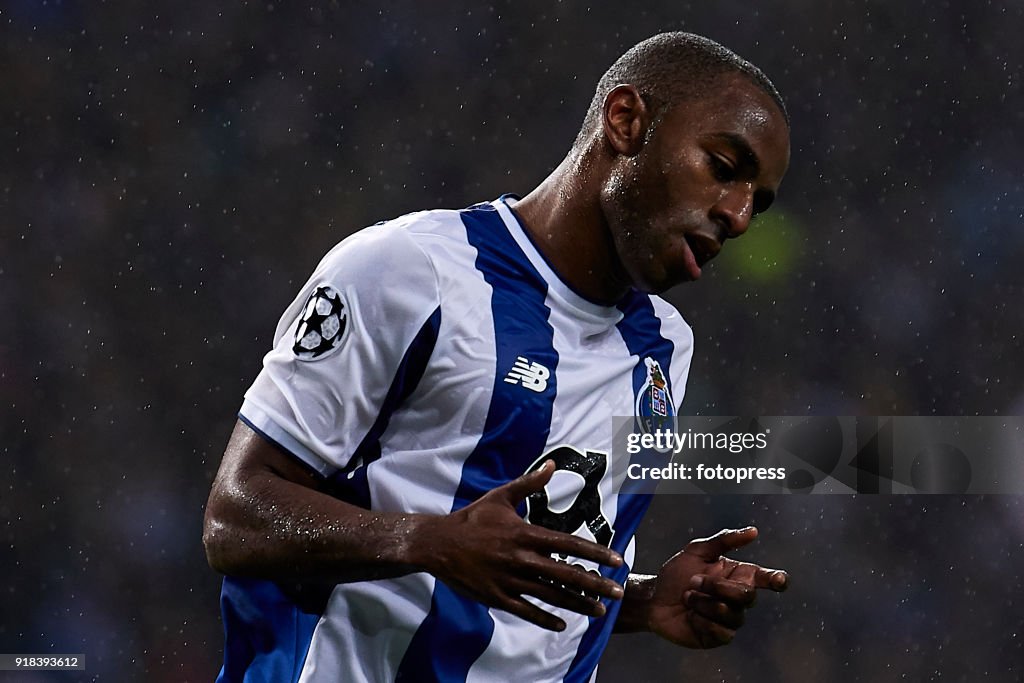 FC Porto v Liverpool - UEFA Champions League Round of 16: First Leg