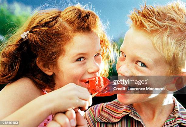 Girls Sucking Boys Stock Fotos Und Bilder Getty Images girls-sucking-boys-stock-fotos-und-bilder-getty-images