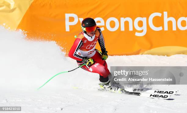 574 Broderick Thompson Photos & High Res Pictures Getty Images