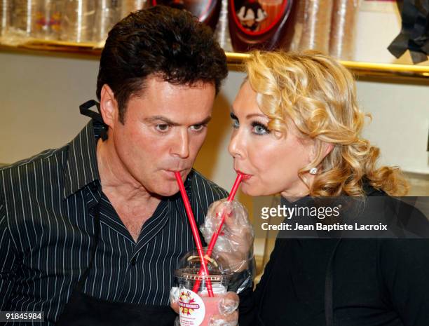 Donny Osmond and Kym Johnson visit "Millions of Milkshakes" on October 12, 2009 in Los Angeles, California.