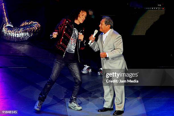 El Triple Rapper 1,044 El Tri Photos & High Res Pictures - Getty Images