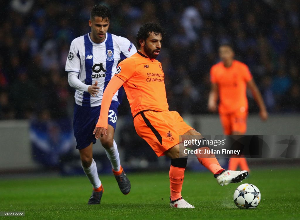 FC Porto v Liverpool - UEFA Champions League Round of 16: First Leg