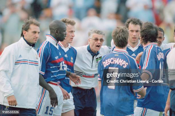 Soccer - 1998 World Cup - France Vs Paraguay match - French coach Aimé Jacquet with french soccer team