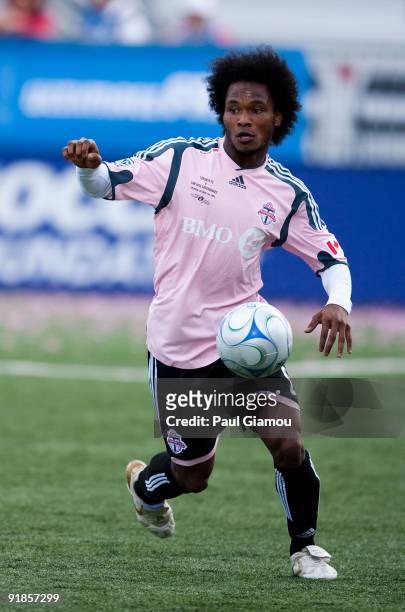 Midfielder Julian de Guzman of the Toronto FC controls the play during the match against the San Jose Earthquakes at BMO Field on October 10, 2009 in...