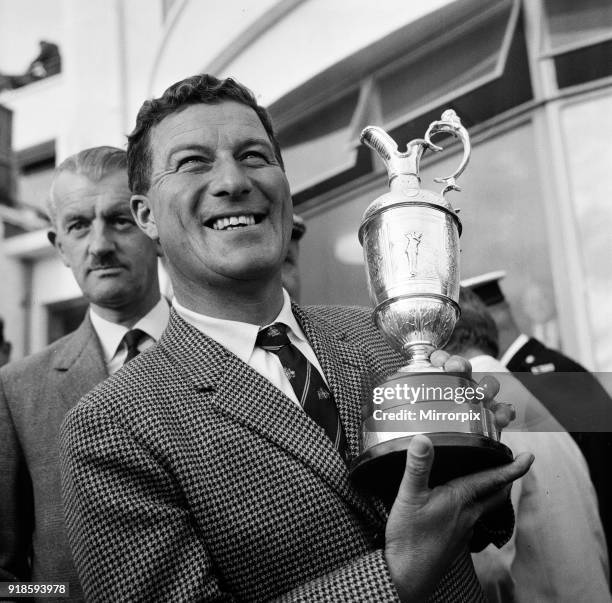 British Open 1965, Royal Birkdale Golf Club, Southport, Sefton, Merseyside, played 7th - 9th July 1965. Final round. Friday, 9 July 1965 . Peter...