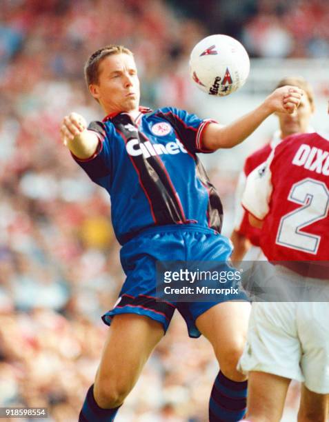Middlesbrough's Jan Aage Fjortoft in action against Arsenal, 20th August 1995.