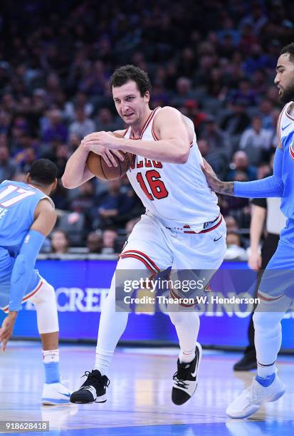 Paul Zipser of the Chicago Bulls drives to the basket against the Sacramento Kings during an NBA basketball game at Golden 1 Center on February 5,...