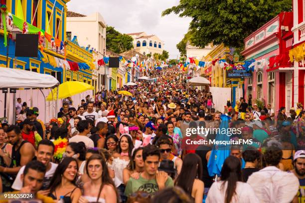 brasil: carnaval 2018 - olinda fotografías e imágenes de stock