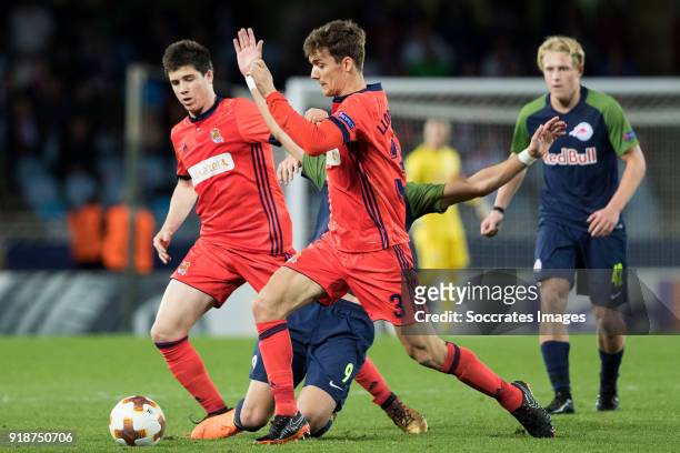 Moanes Dabour of Red Bull Salzburg, Diego Llorente of Real Sociedad during the UEFA Europa League match between Real Sociedad v Salzburg at the...