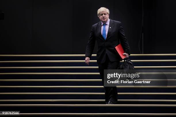 Boris Johnson, Foreign Minister of the United Kingdom and Northern Ireland, goes downstairs to the assembly hall of the Gymnich conference on...