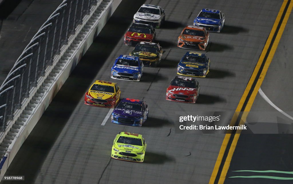 Monster Energy NASCAR Cup Series Can-Am Duel 1