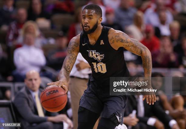 Dayon Griffin of the UCF Knights dribbles the ball up court against the Cincinnati Bearcats at BB&T Arena on February 6, 2018 in Highland Heights,...