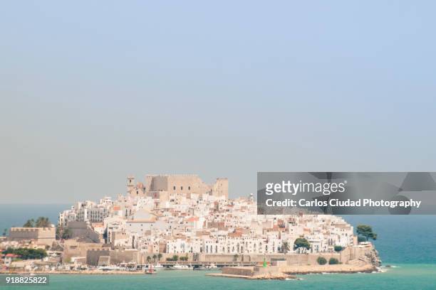 south view of the old town of peniscola, costa del azahar, castellon, spain - costa_del_azahar stock pictures, royalty-free photos & images