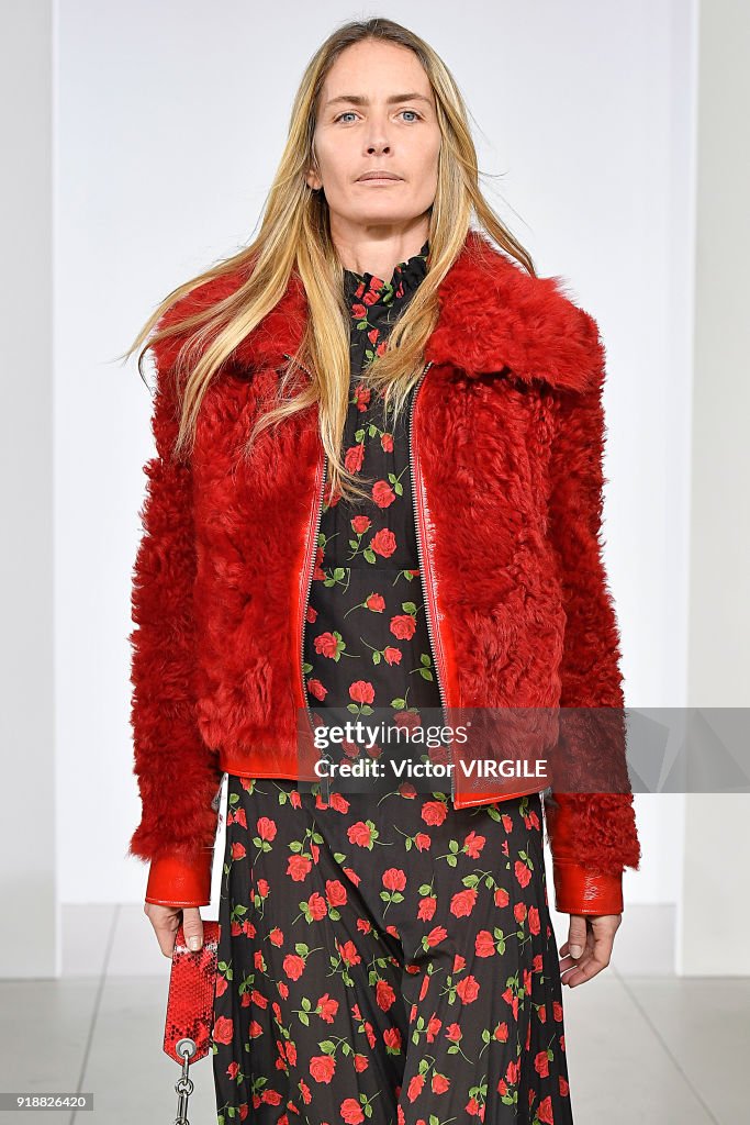 Michael Kors - Runway - February 2018 - New York Fashion Week