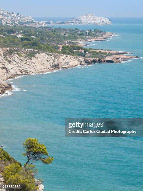 vertical view of the coast of peniscola from sierra de irta natural park, castellon, spain.jpg - costa_del_azahar stock pictures, royalty-free photos & images