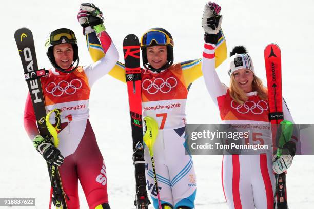 Gold medallist Frida Hansdotter of Sweden poses with silver medallist Wendy Holdener of Switzerland and bronze medallist Katharina Gallhuber of...